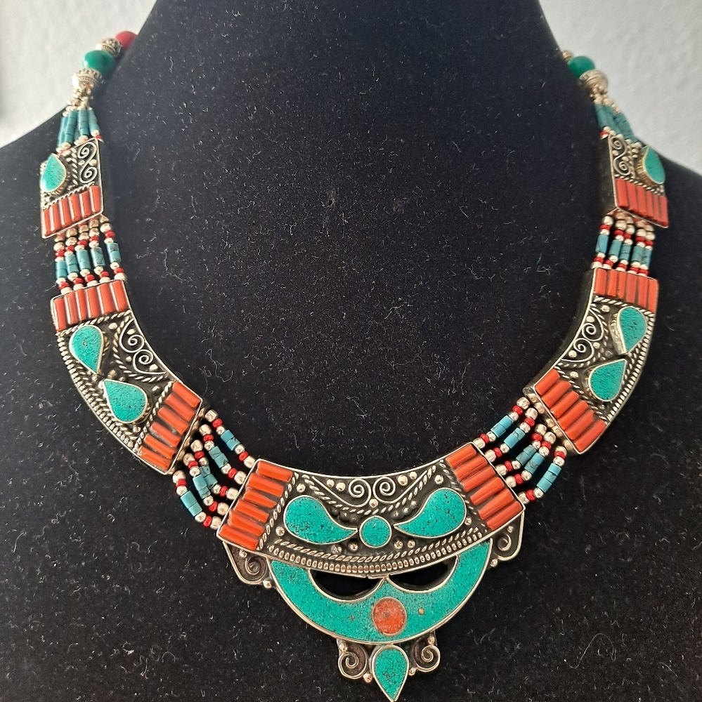 Tibetan Turquoise / Coral Handcrafted Necklace 18" NWOT